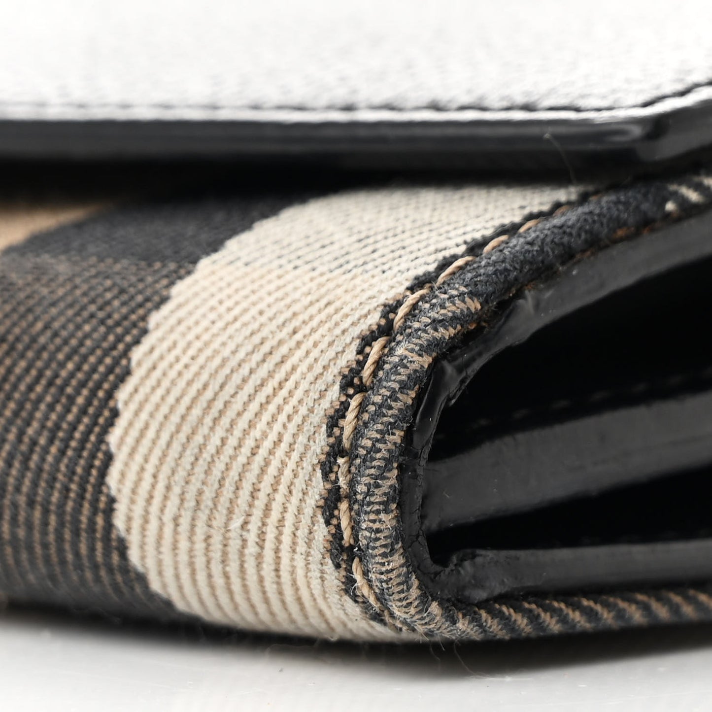 Calfskin House Check Henley Wallet On Chain Black