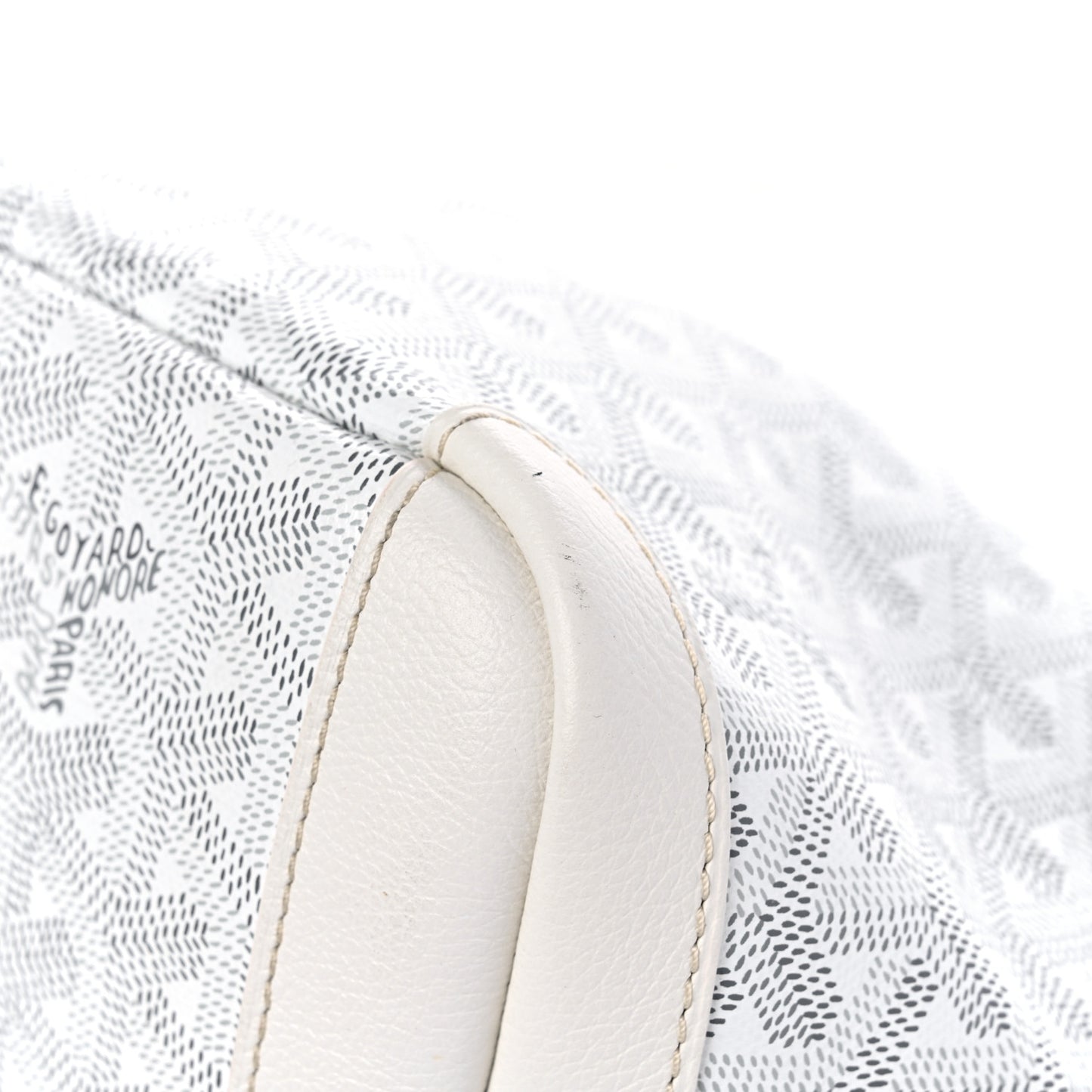 Goyardine Artois MM White