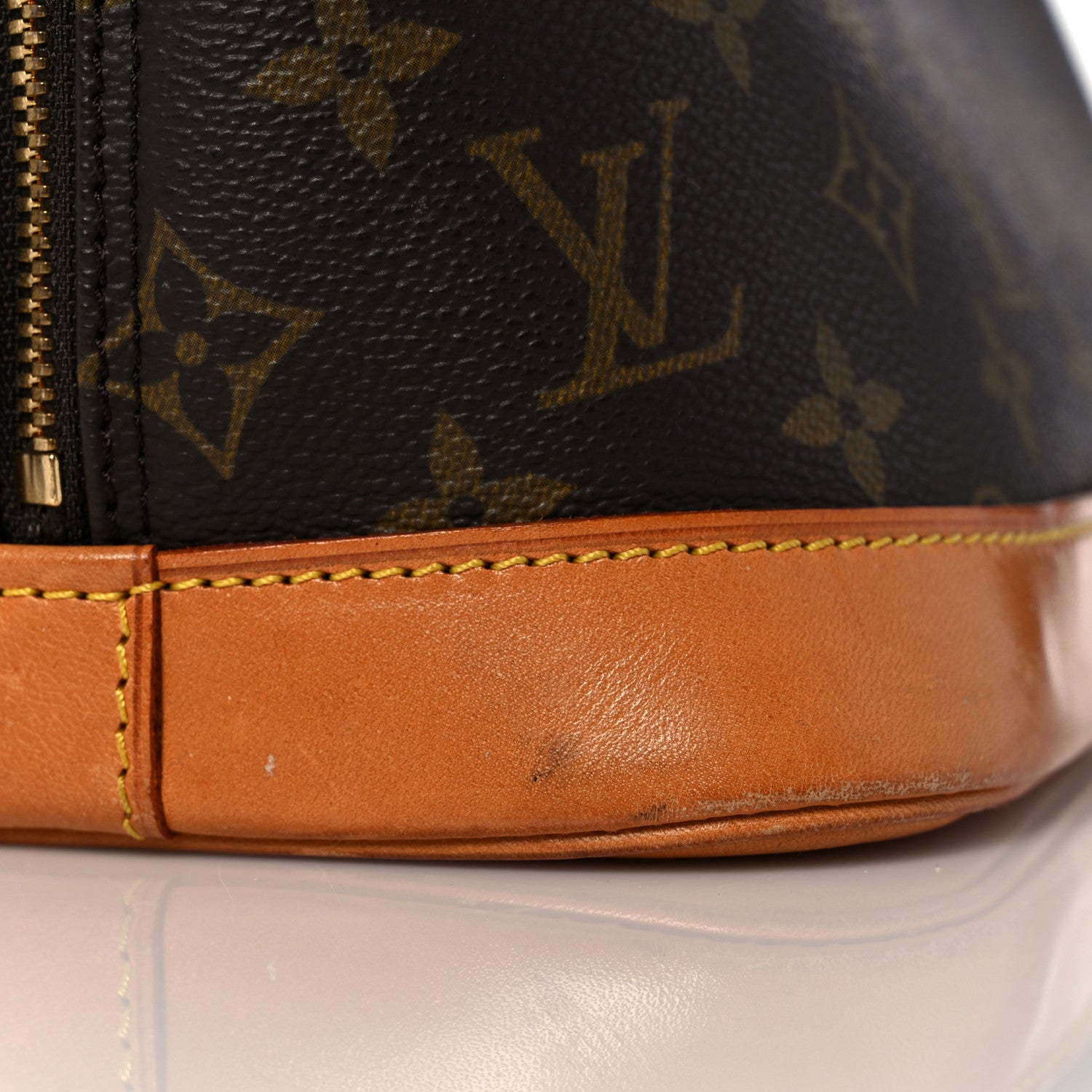 Louis Vuitton Monogram Alma PM 22 of 22