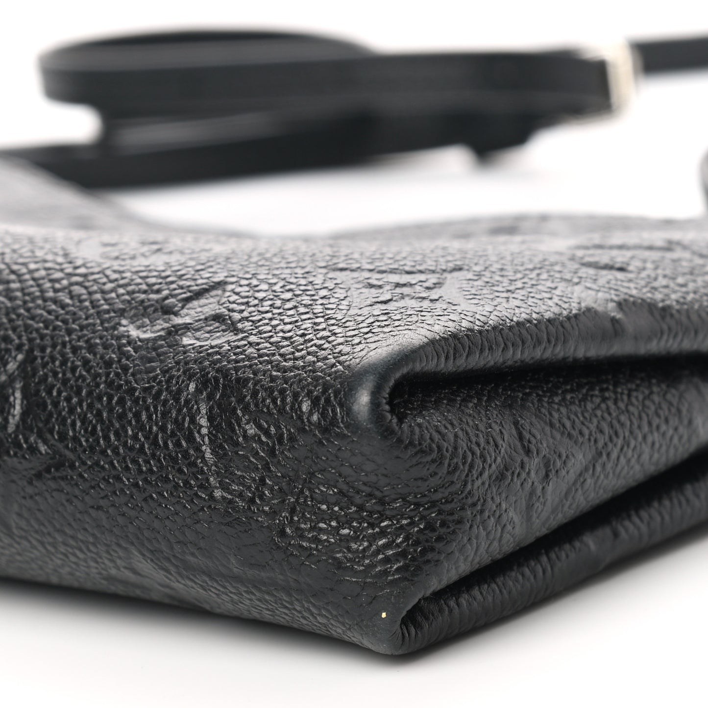 Empreinte Pallas Crossbody Black