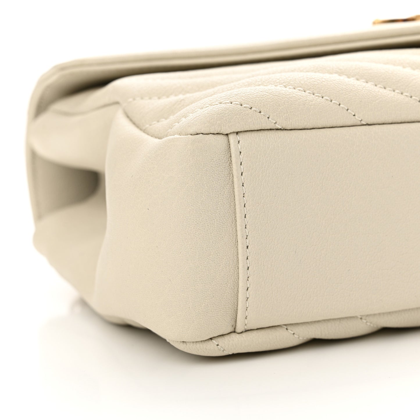 Sheepskin Matelasse Chevron Monogram Medium College Bag Crema Soft