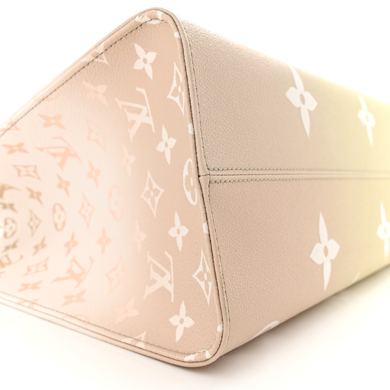 Louis Vuitton Monogram Giant Spring In The City OnTheGo MM Sunset Kaki 8 of 11