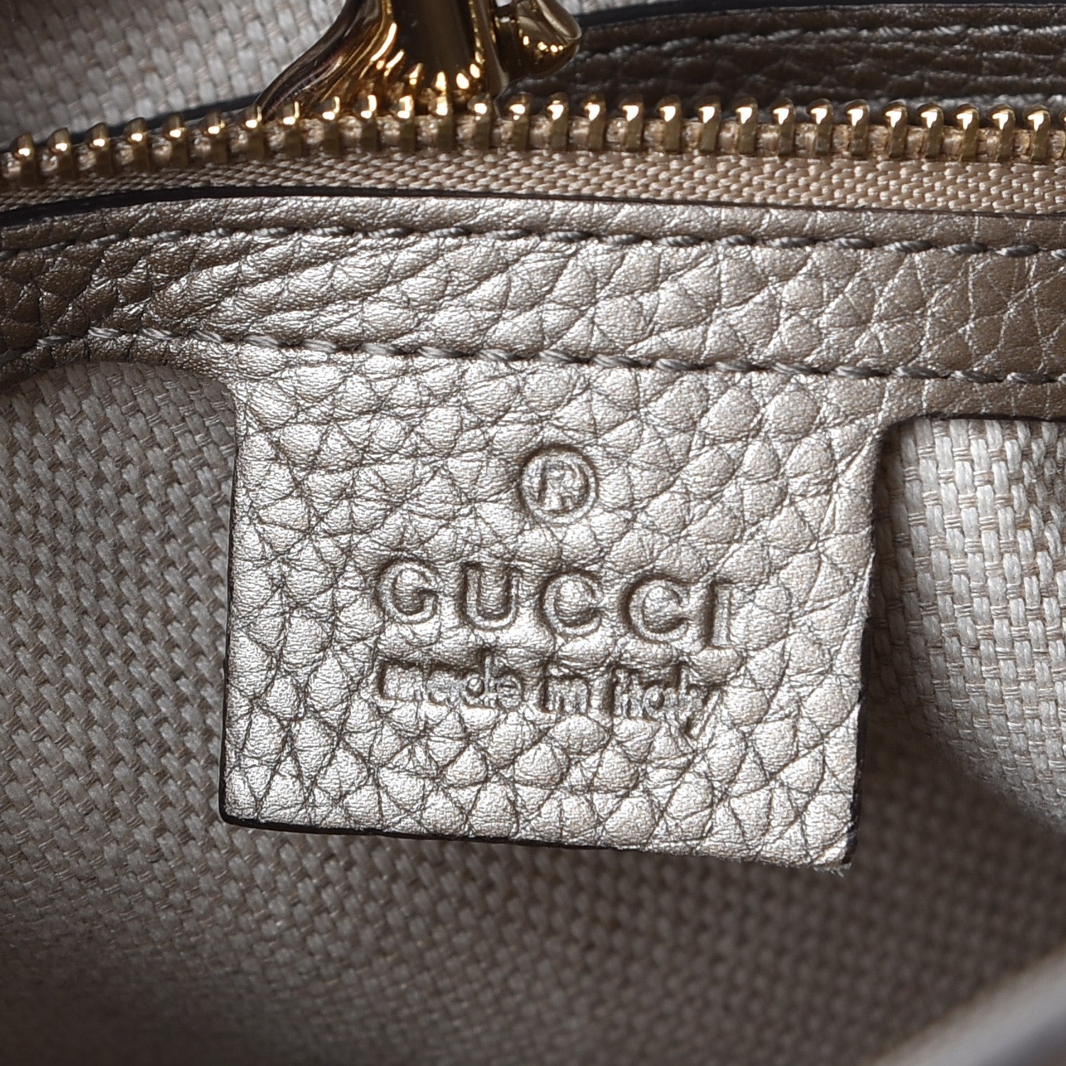 Gucci Metallic Pebbled Calfskin Medium Soho Chain Shoulder Bag Golden Beige 6 of 9