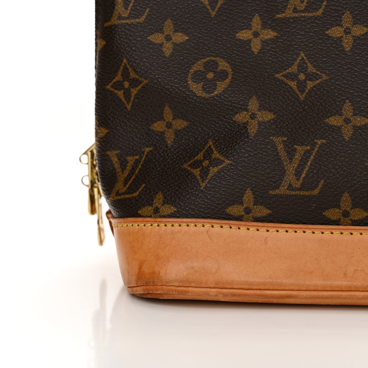 Louis Vuitton Monogram Alma PM 17 of 17