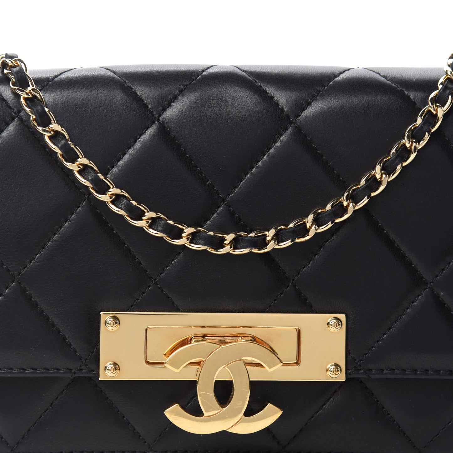 Lambskin Quilted Golden Class Wallet on Chain WOC Black