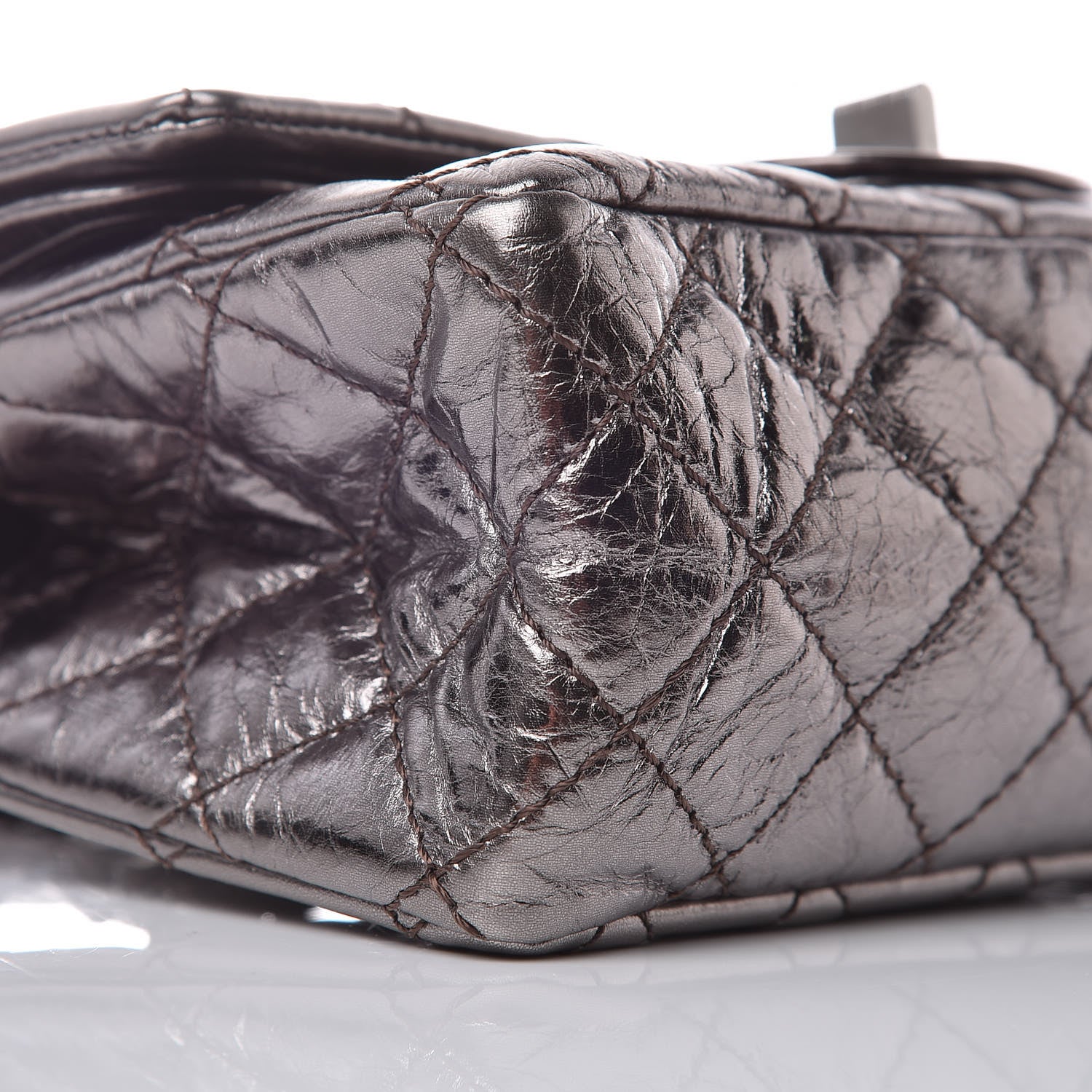 Chanel Metallic Aged Calfskin 2.55 Reissue 224 Flap Silver 8 of 10