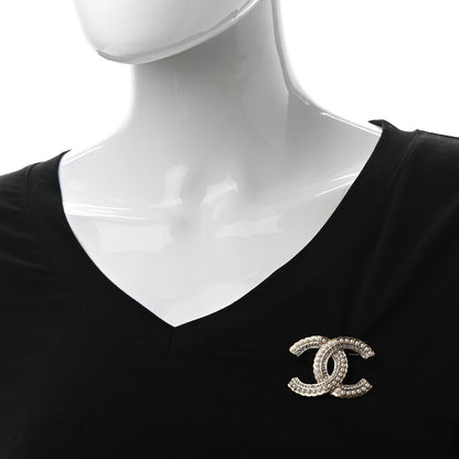Chanel Pearl Crystal Queen of France CC Brooch Gold 2 of 5