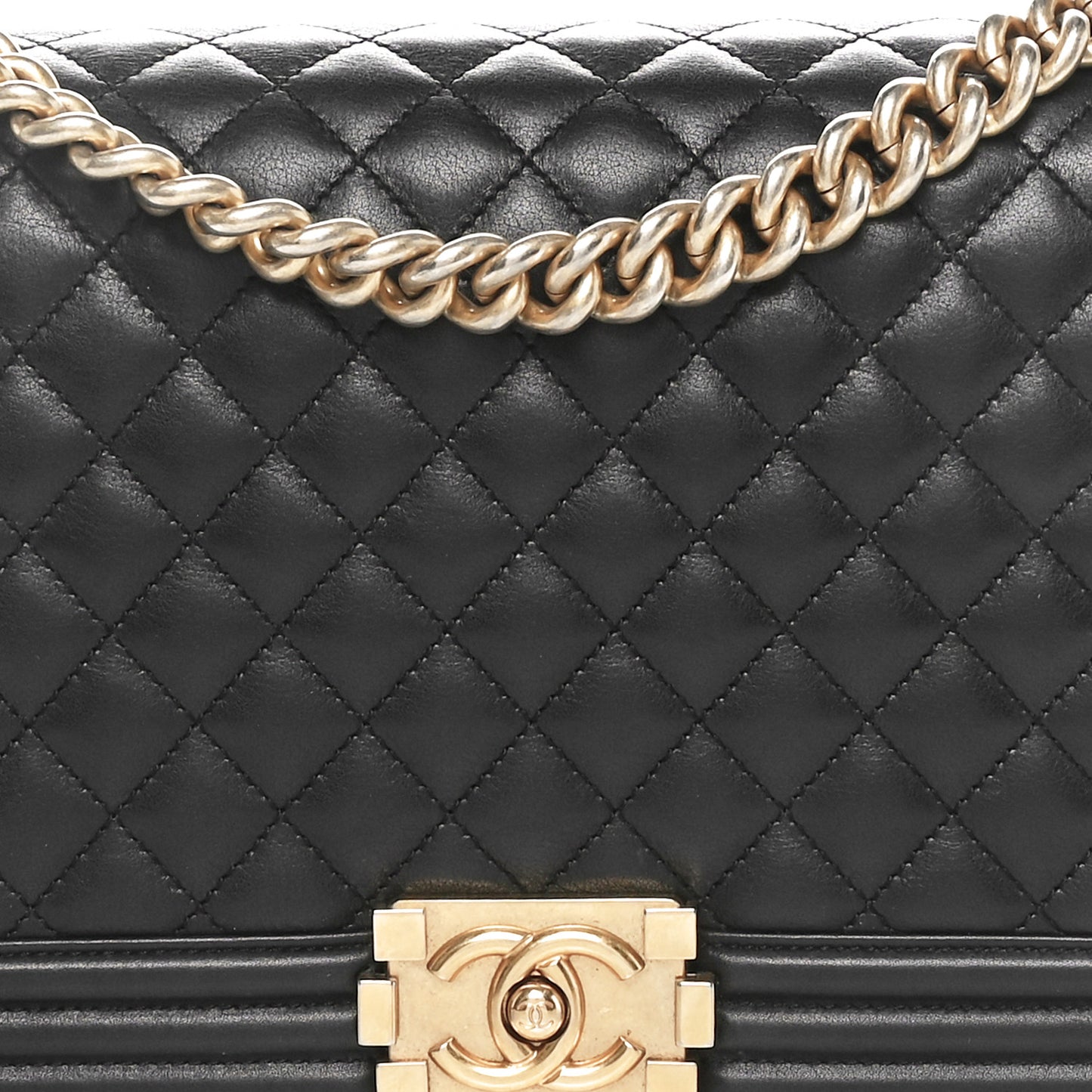 Lambskin Quilted Medium Boy Flap Black