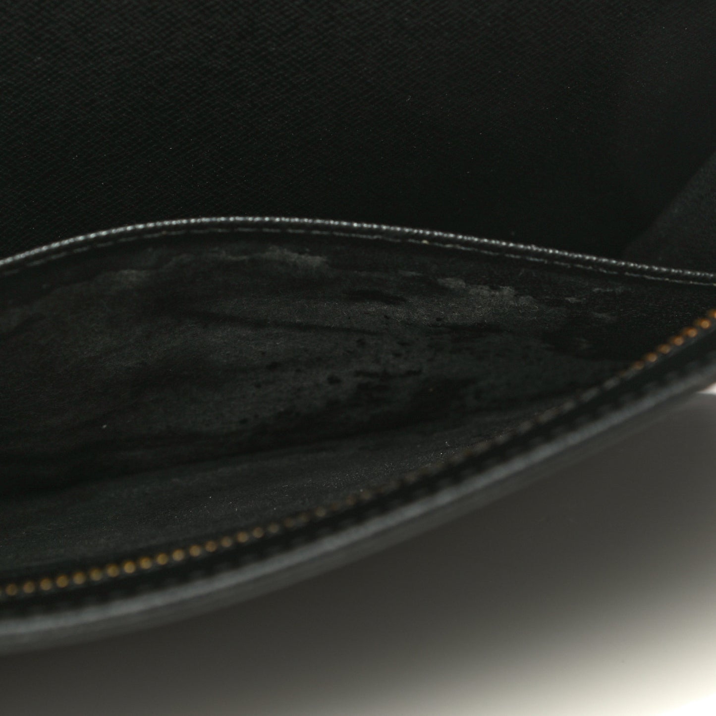 Epi Pochette Homme Clutch Black