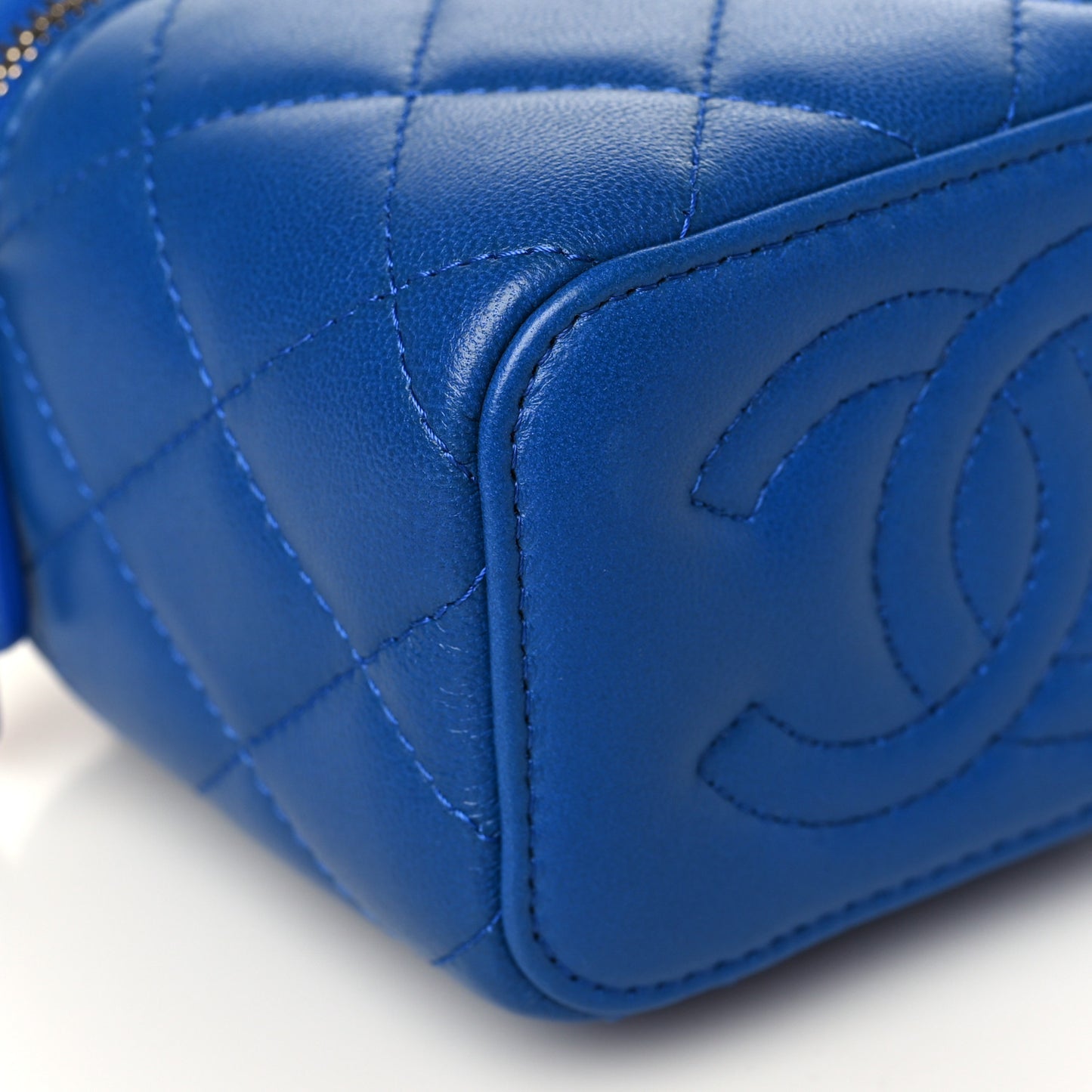 Lambskin Quilted Pearl Crush Mini Vanity Case With Chain Blue