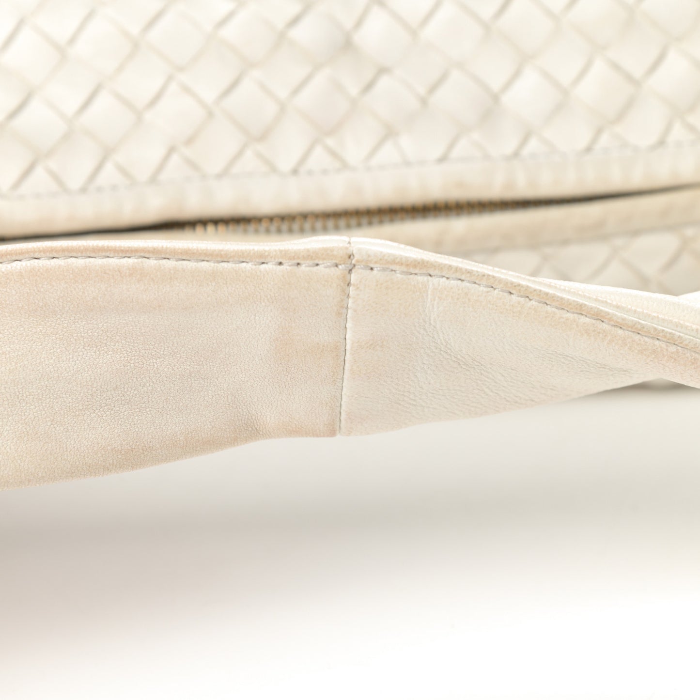 Nappa Intrecciato Maxi Veneta Hobo White