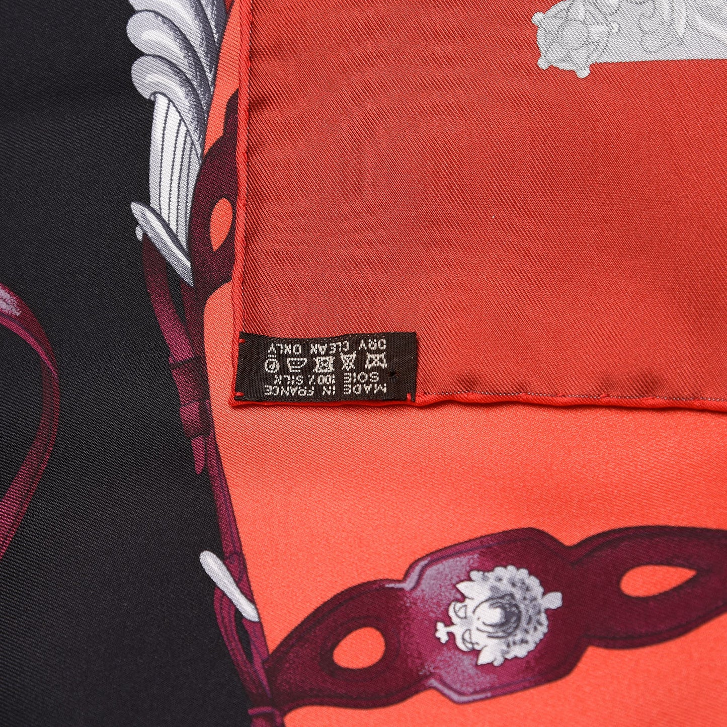 Silk Harnais De Cour Scarf 90 Bordeaux Black Corail