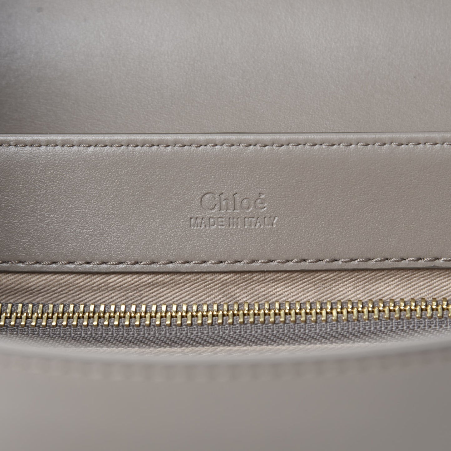 Calfskin Small C Double Carry Motty Grey