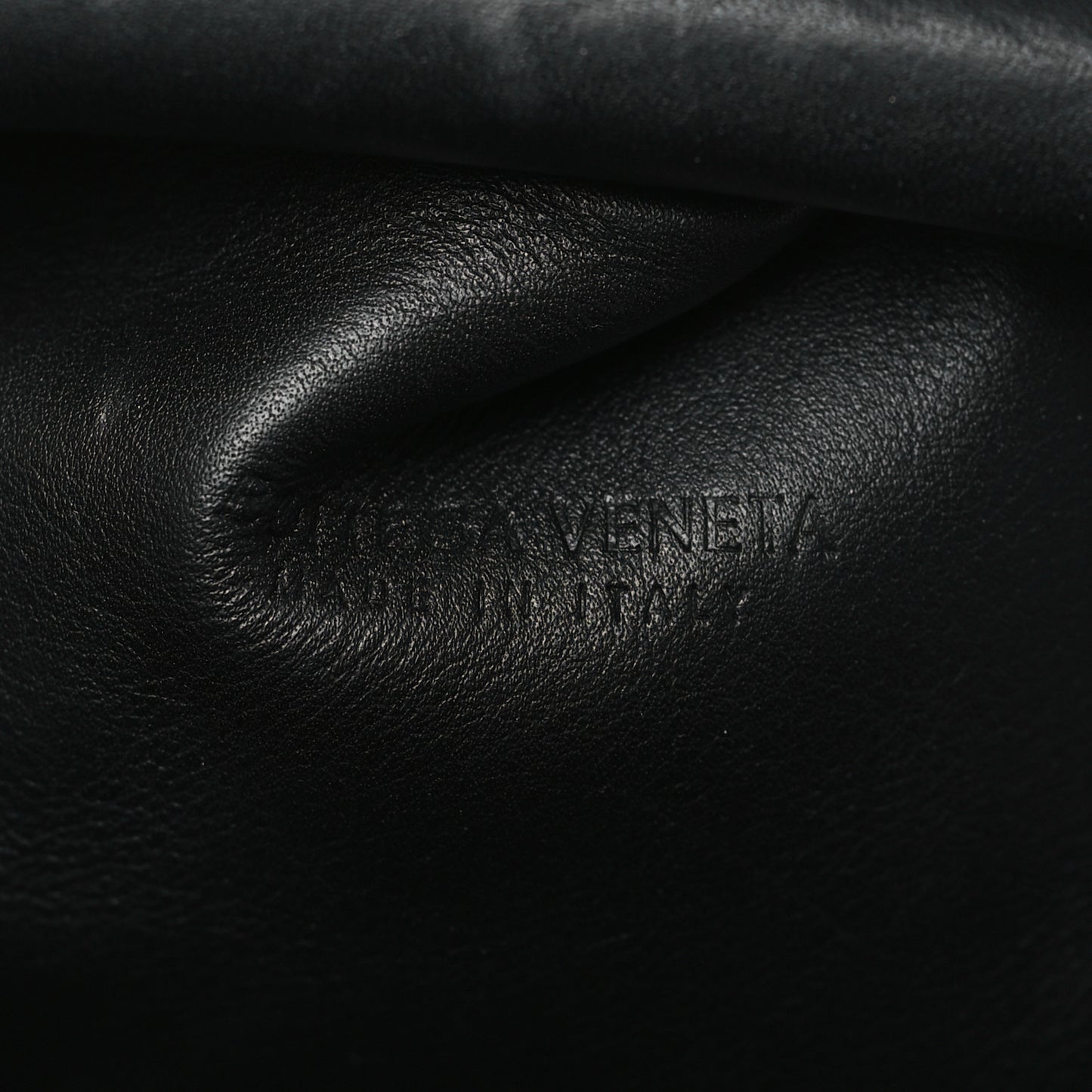 Butter Calfskin The Mini Pouch Black