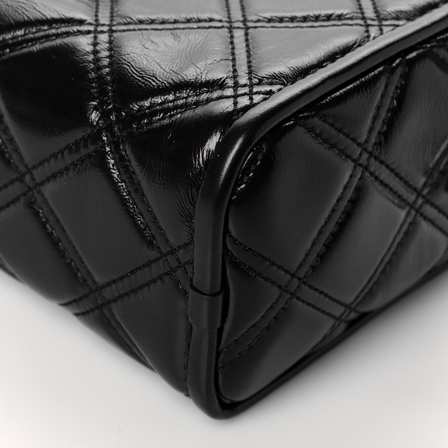 Marc Jacobs Natural Grain Calfskin Quilted The Softshot 21 Bag Black 6 of 10