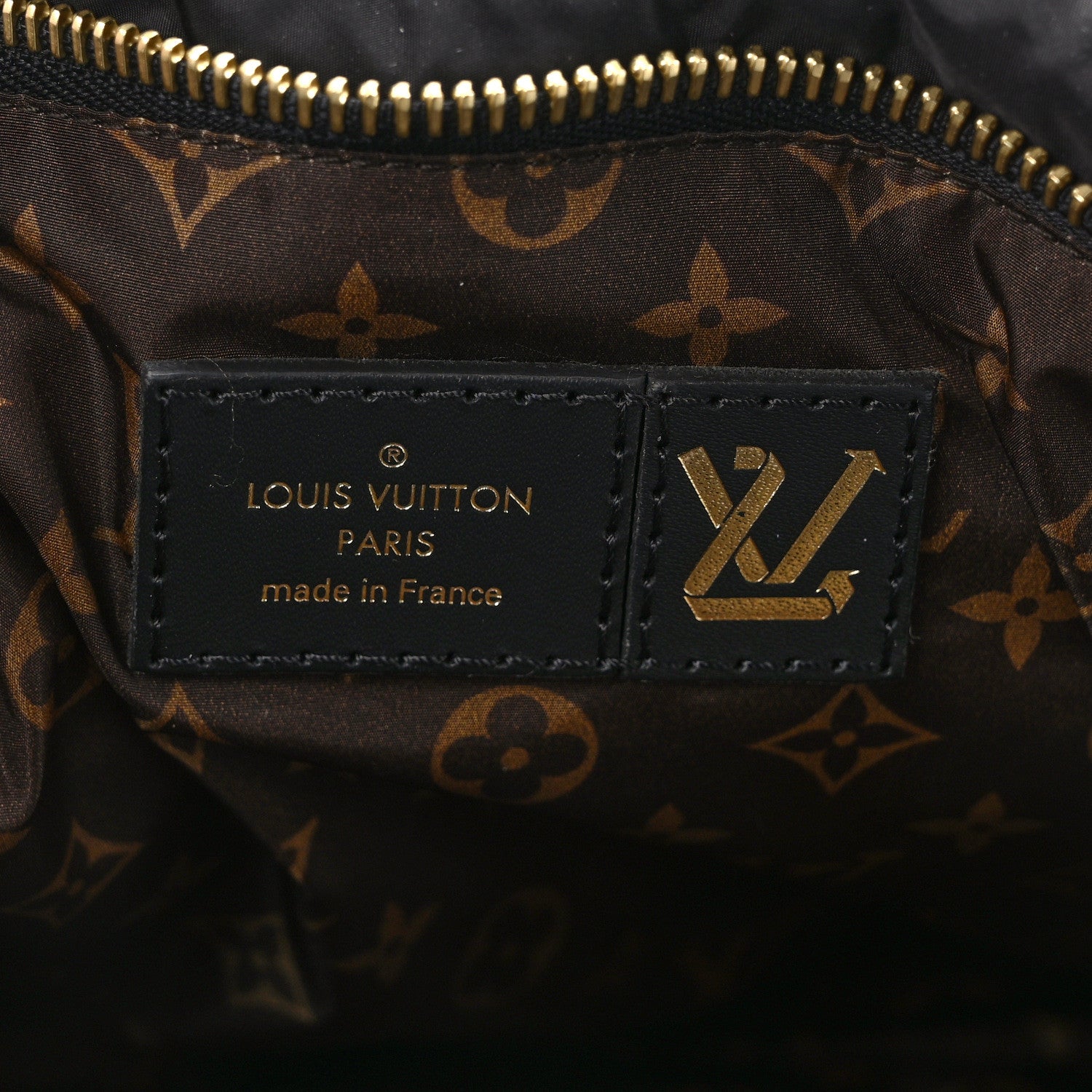 Louis Vuitton Econyl Monogram Pillow Maxi Multi Pochette Accessories Black Fuchsia 7 of 10