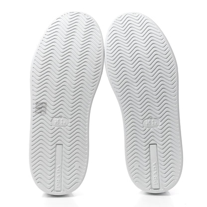 Prada Vitello Soft Rubber Triangle Logo Mens Low Top 40mm Sneakers 9.5 White Black 5 of 9