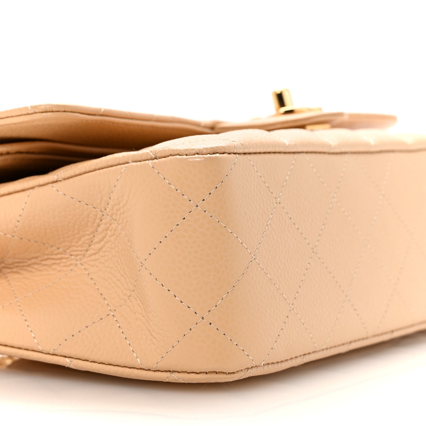 Caviar Quilted Medium Double Flap Beige Clair