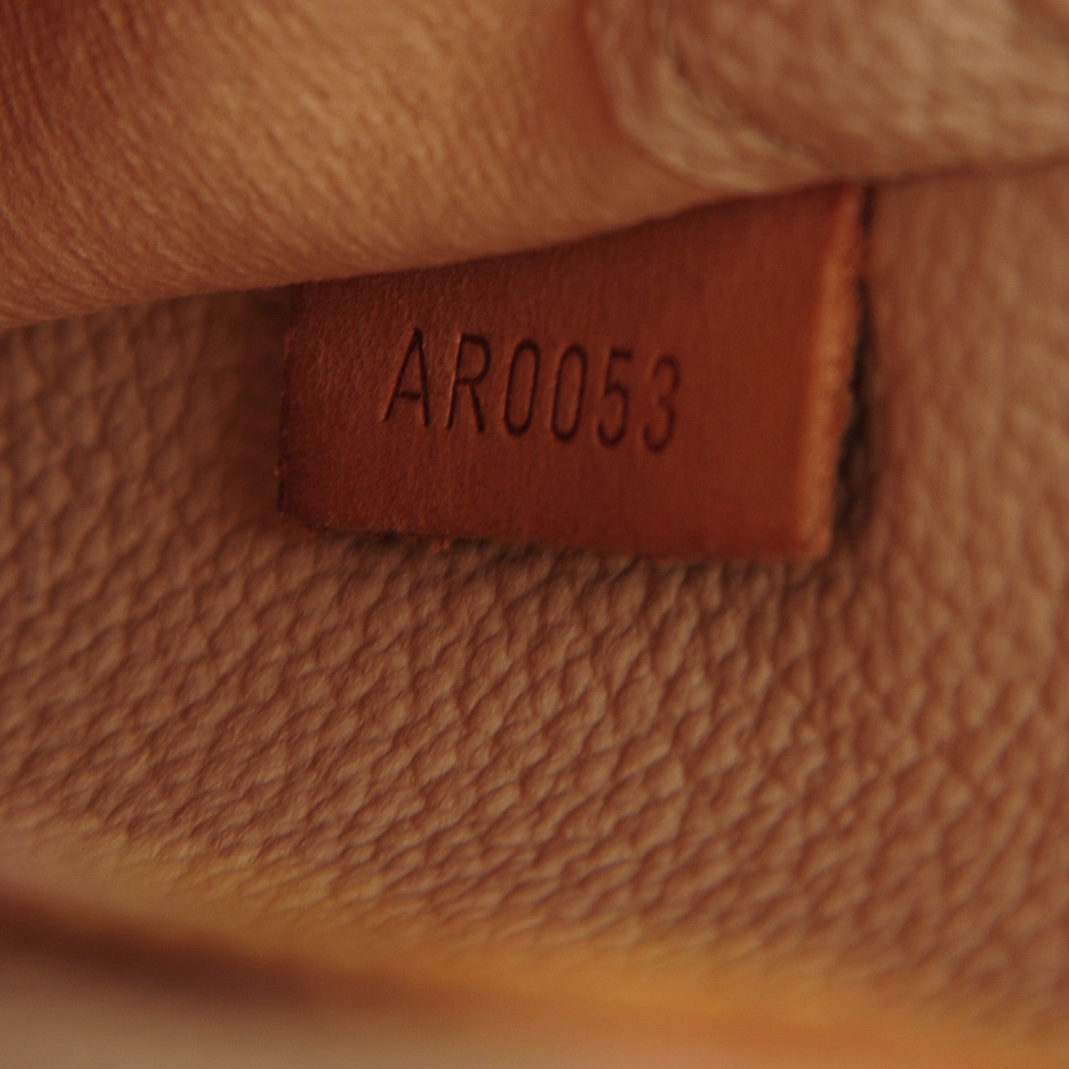 Louis Vuitton Monogram Spontini 7 of 9