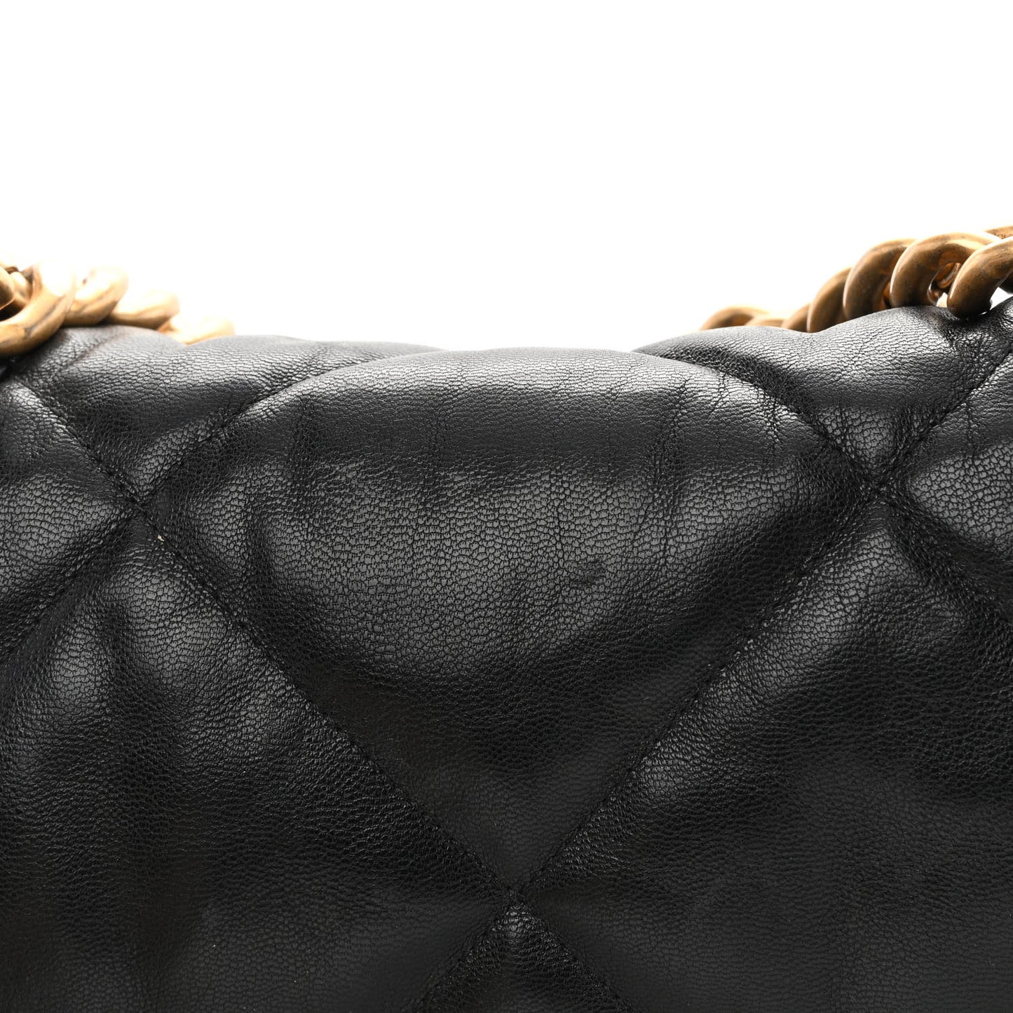 Lambskin Quilted Maxi Chanel 19 Flap Black