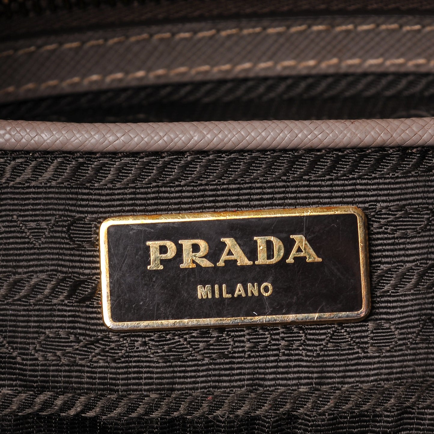 Saffiano Large Galleria Double Zip Tote Argilla