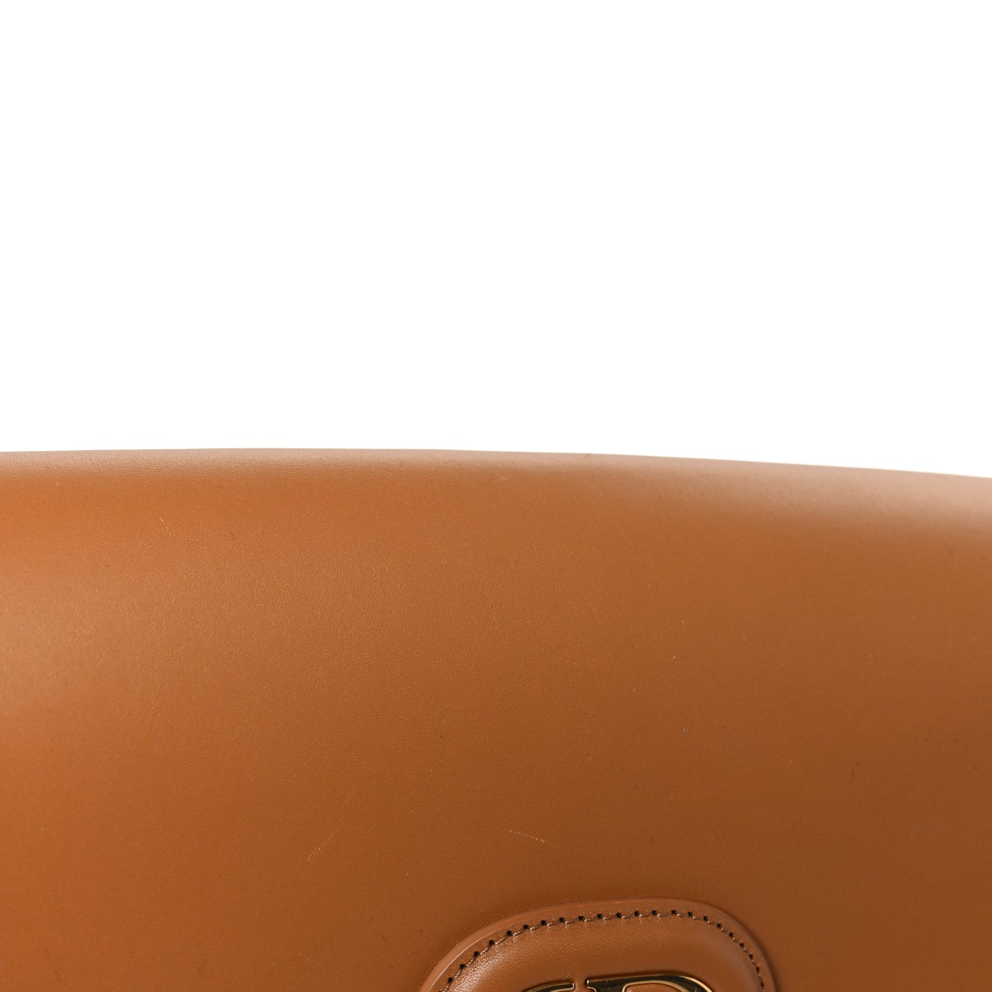 Box Calfskin Medium Bobby Flap Camel