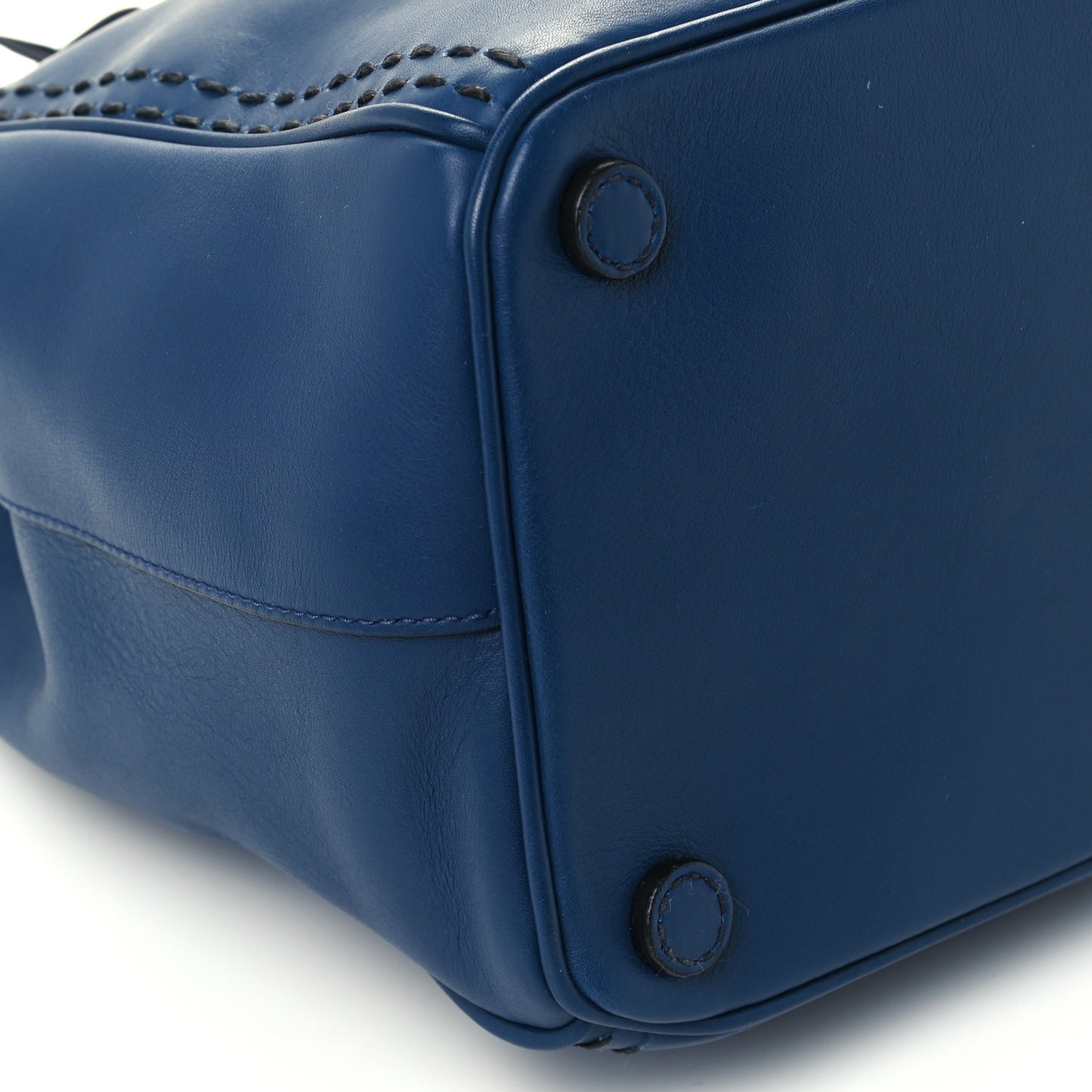 City Calf Hand Stitched Medium Galleria Double Zip Tote Bleuette