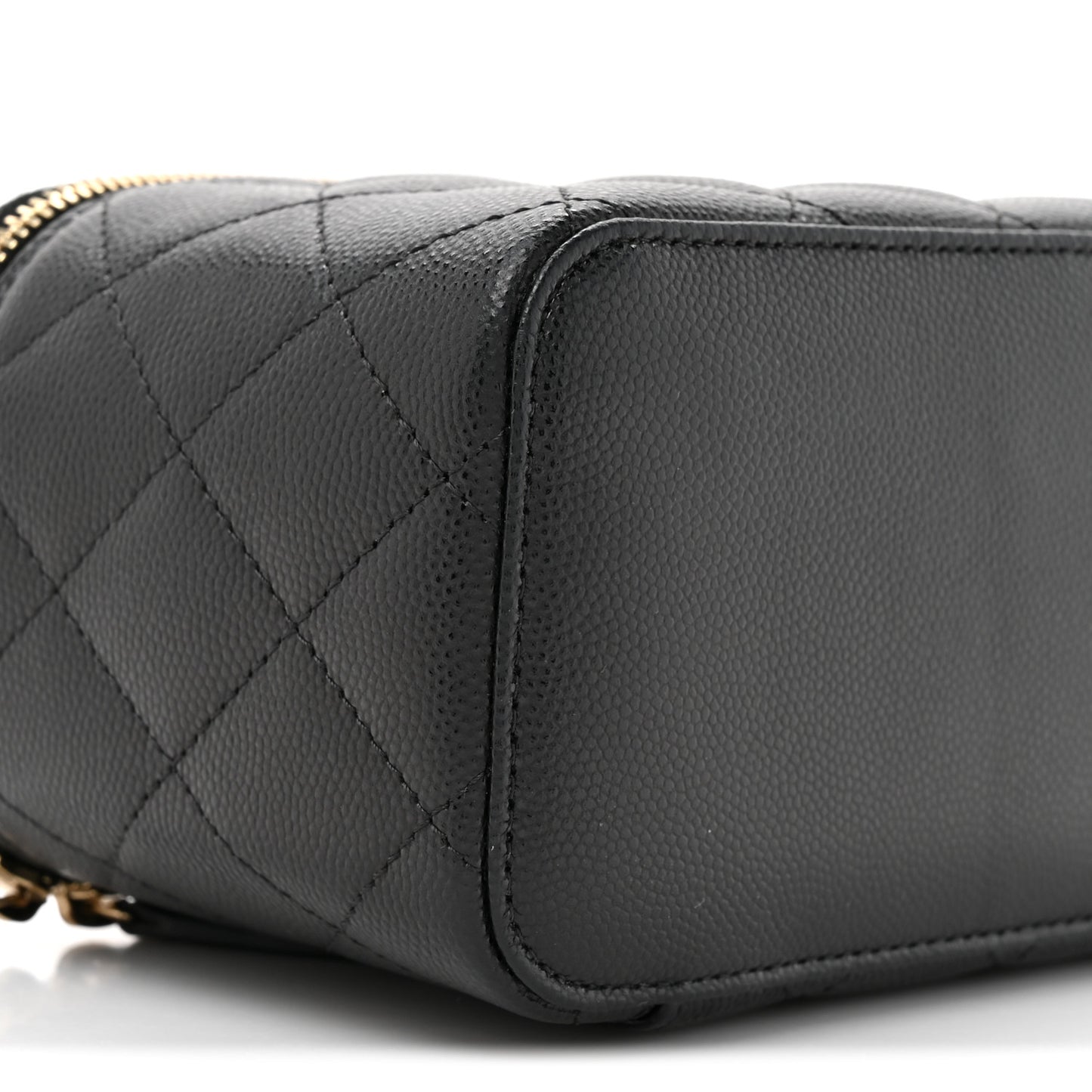 Caviar Quilted Small Vanity Case With Chain Black