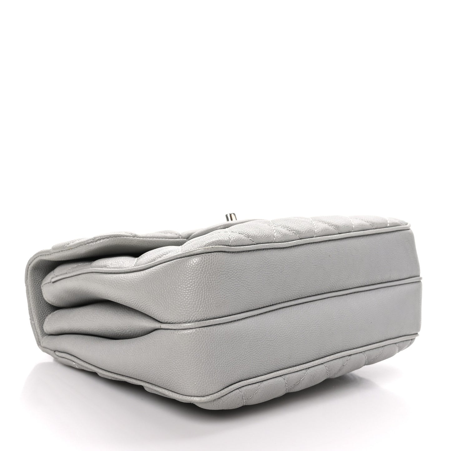 Caviar Quilted Medium Urban Companion Flap Grey