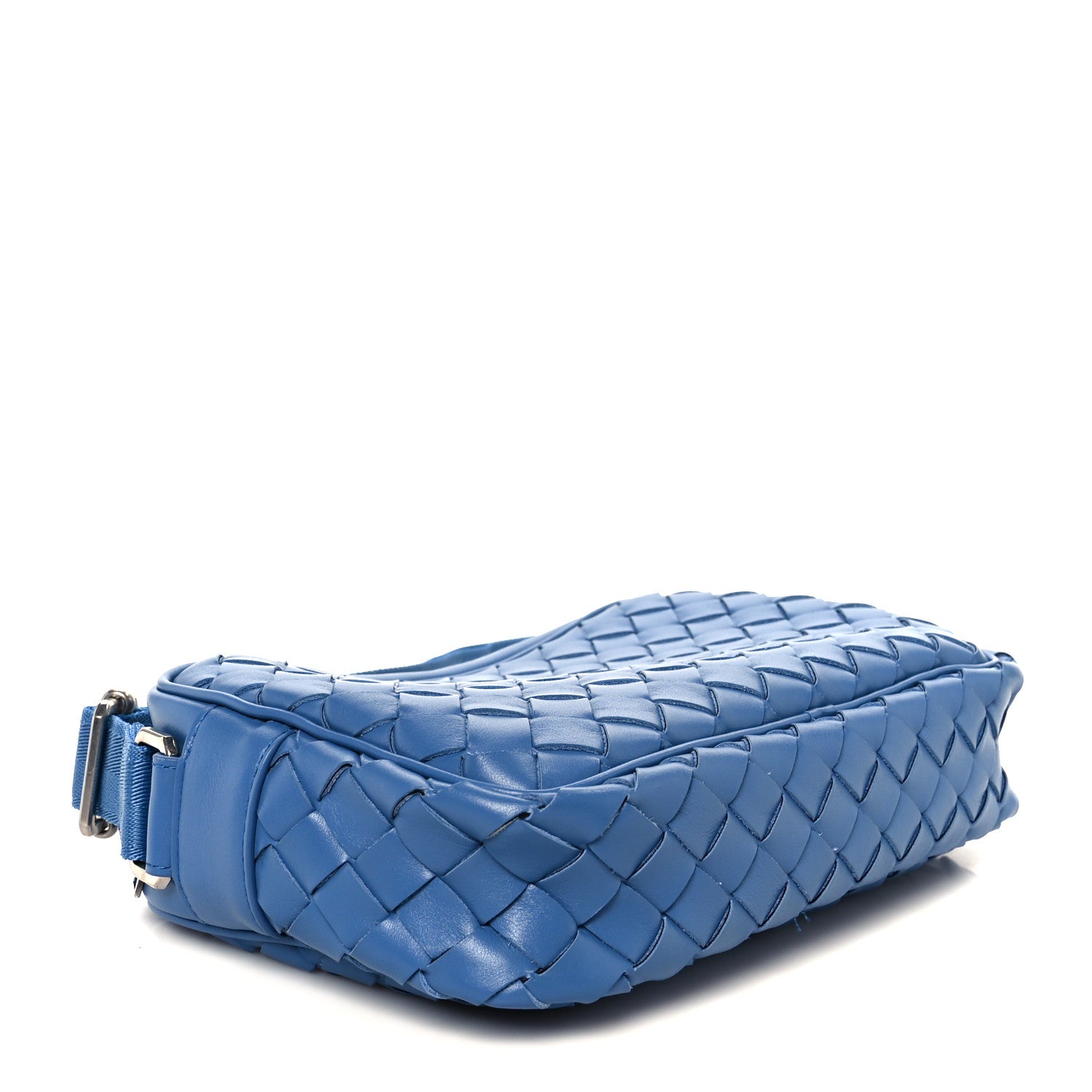 Bottega Veneta Calfskin Intrecciato Camera Bag Surf 4 of 11