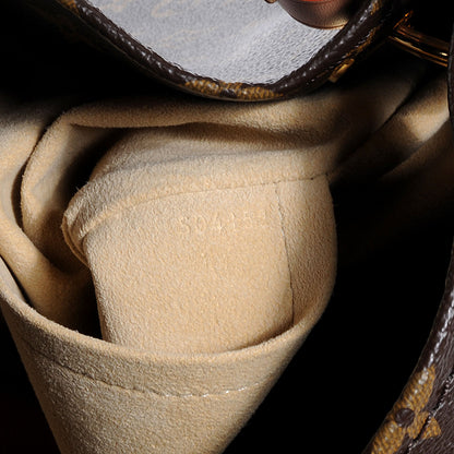 Louis Vuitton Monogram Artsy MM 8 of 8