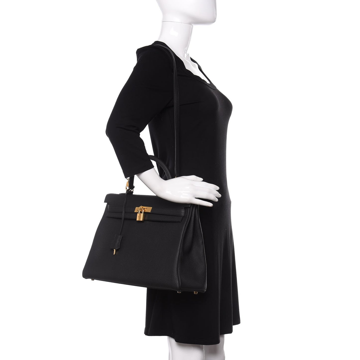 Togo Kelly Retourne 35 Black