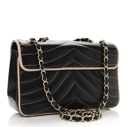 Chanel Lambskin Chevron Small Single Flap Bag Black Beige 3 of 10