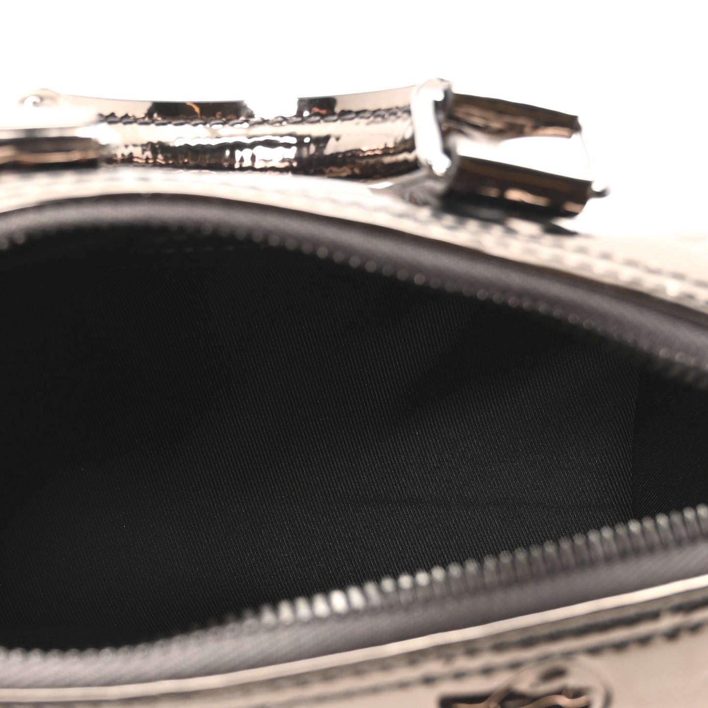 Mirror Monogram Heritage Keepall Bandouliere 25 Gunmetal