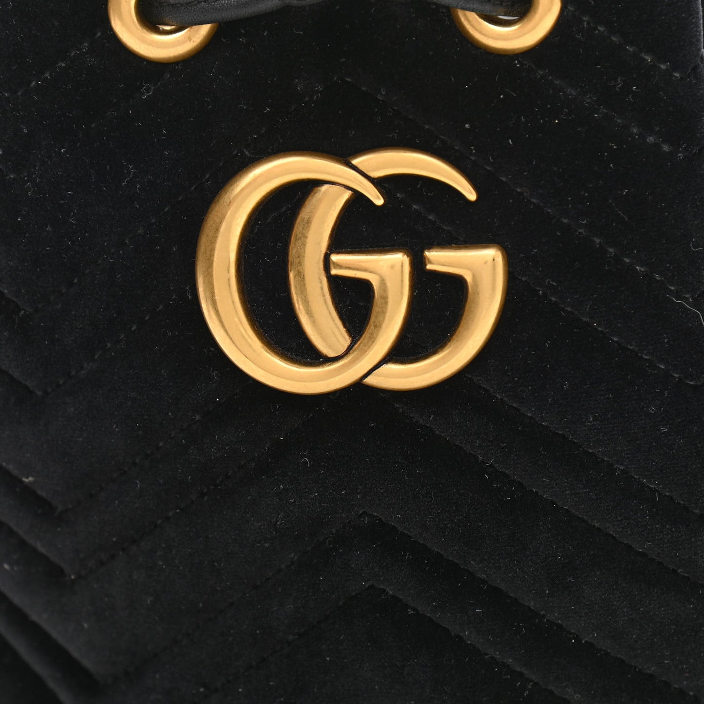 Velvet Matelasse GG Marmont Bucket Bag Black