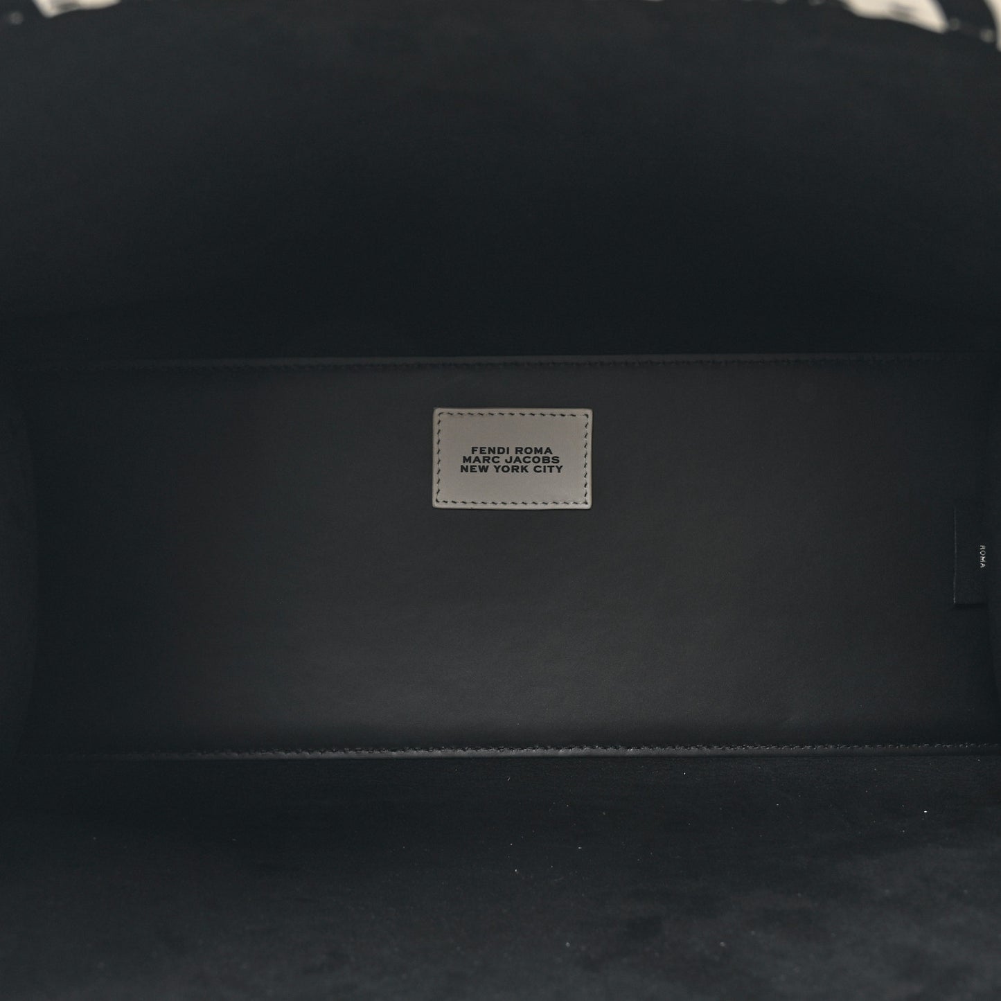 X MARC JACOBS Vitello King Logo Print Medium Fendi Sunshine Shopper Tote Black White