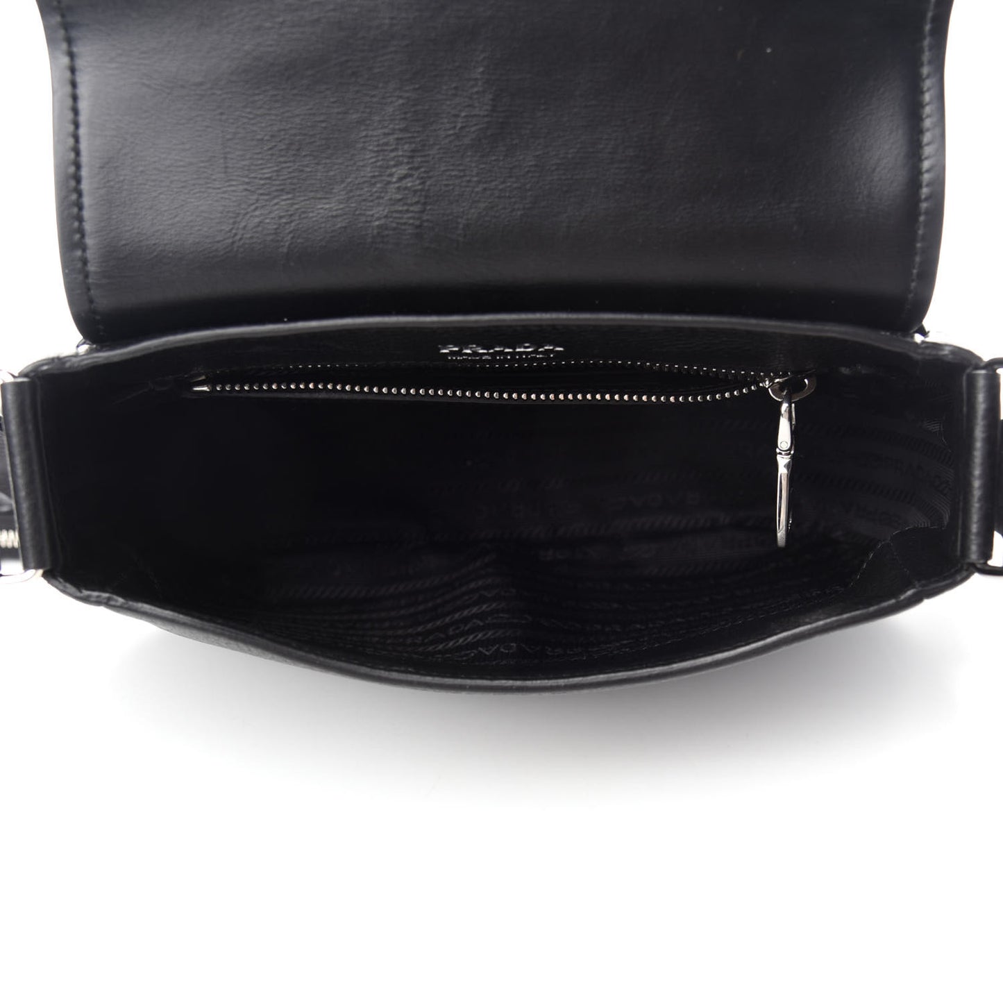 Vitello Daino Soft Shoulder Flap Bag Black