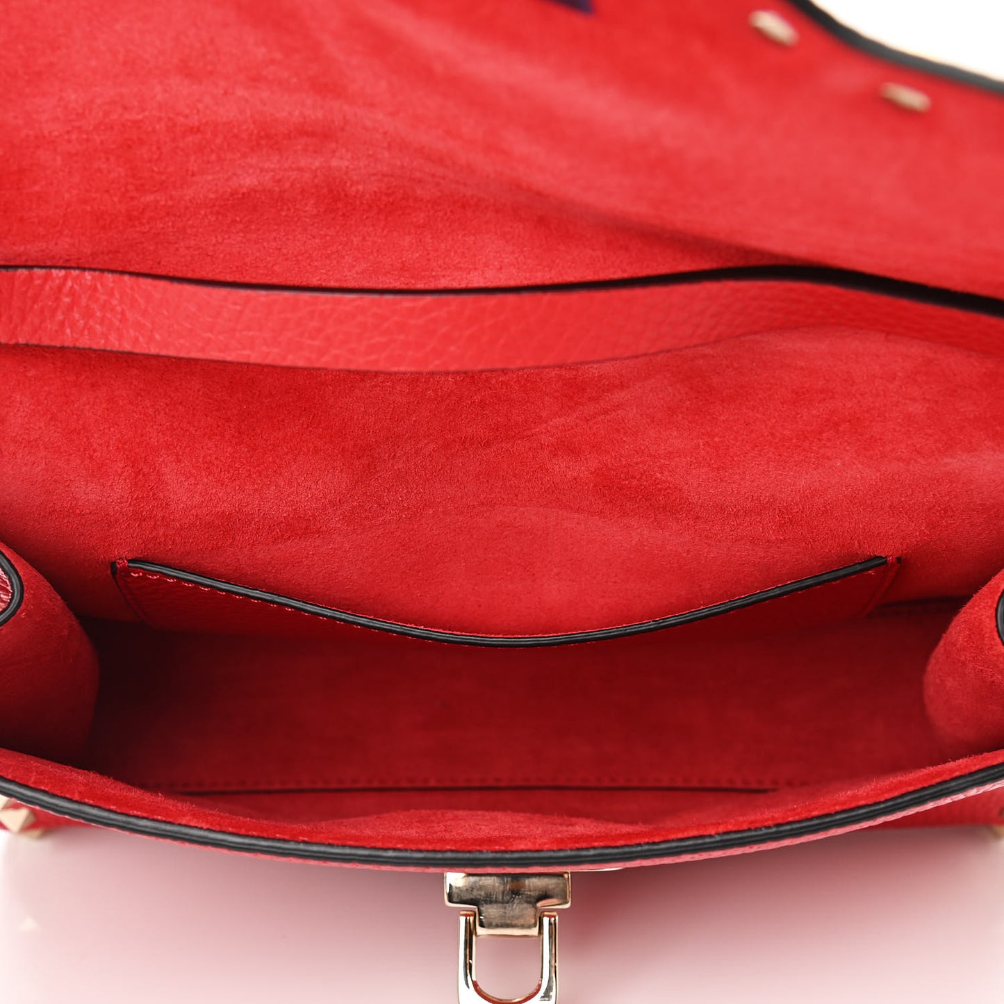 Pebbled Calfskin Medium Rockstud Flip Lock Crossbody Bag Rouge Pur