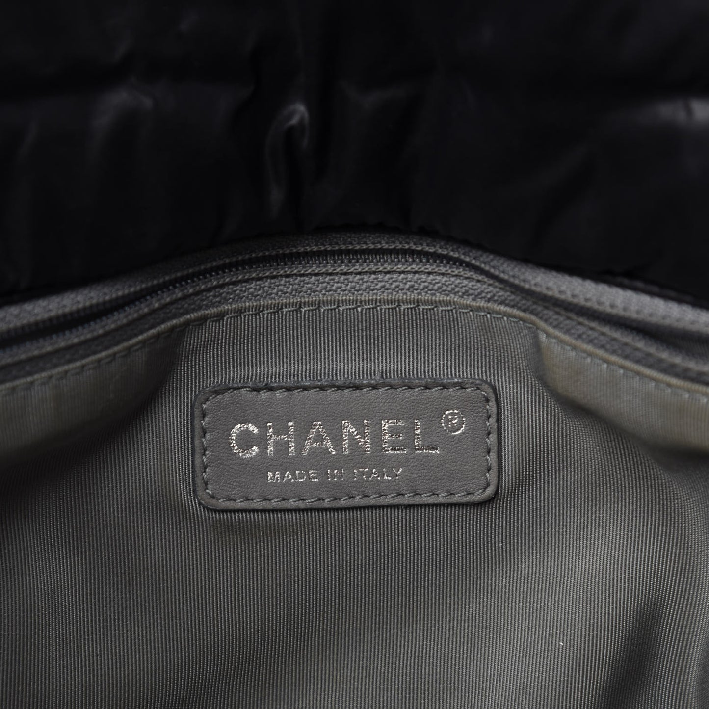 Nylon Quilted Tweed Stitch Bubble Flap Black