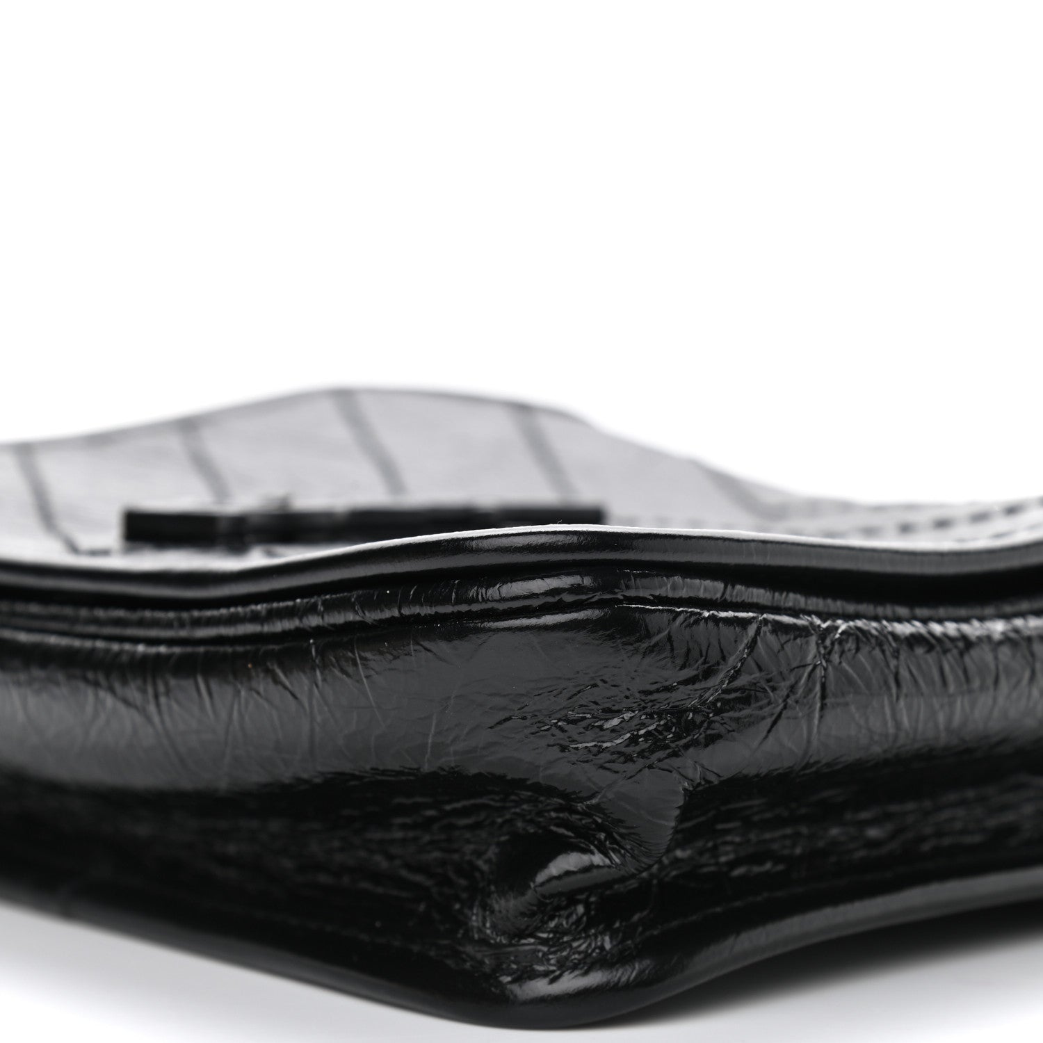Saint Laurent Crinkled Calfskin Matelasse Monogram Niki Chain Wallet Black 9 of 12