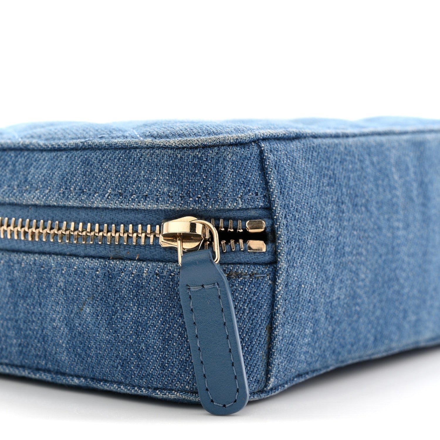 Chanel Denim Quilted CC Pearl Crush Camera Case Blue 1878889