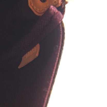 Louis Vuitton Monogram Favorite MM 9 of 9