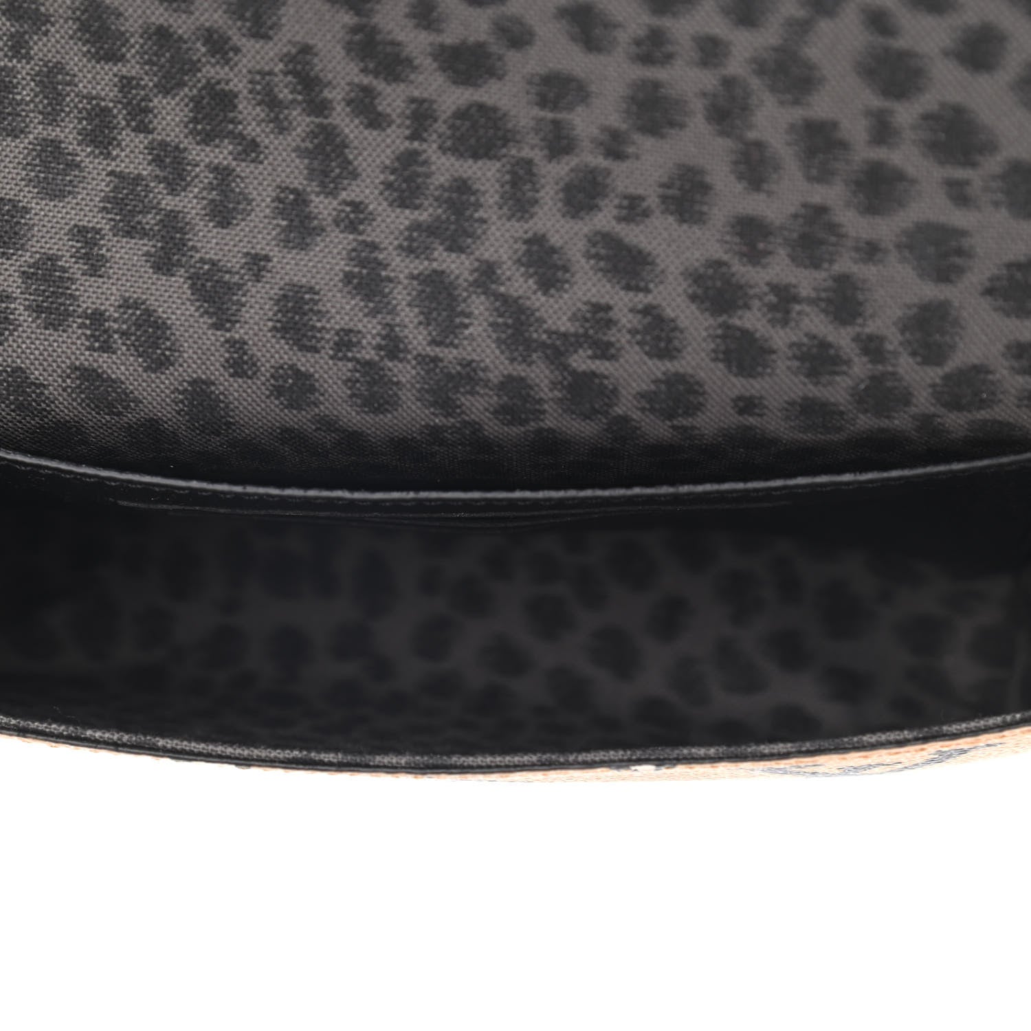 Louis Vuitton Monogram Wild At Heart Felicie Strap & Go Arizona Creme 4 of 4