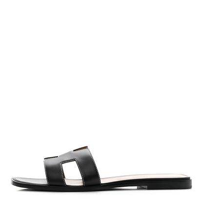 Hermes Box Calfskin Oran Sandals 41.5 Black 1 of 8
