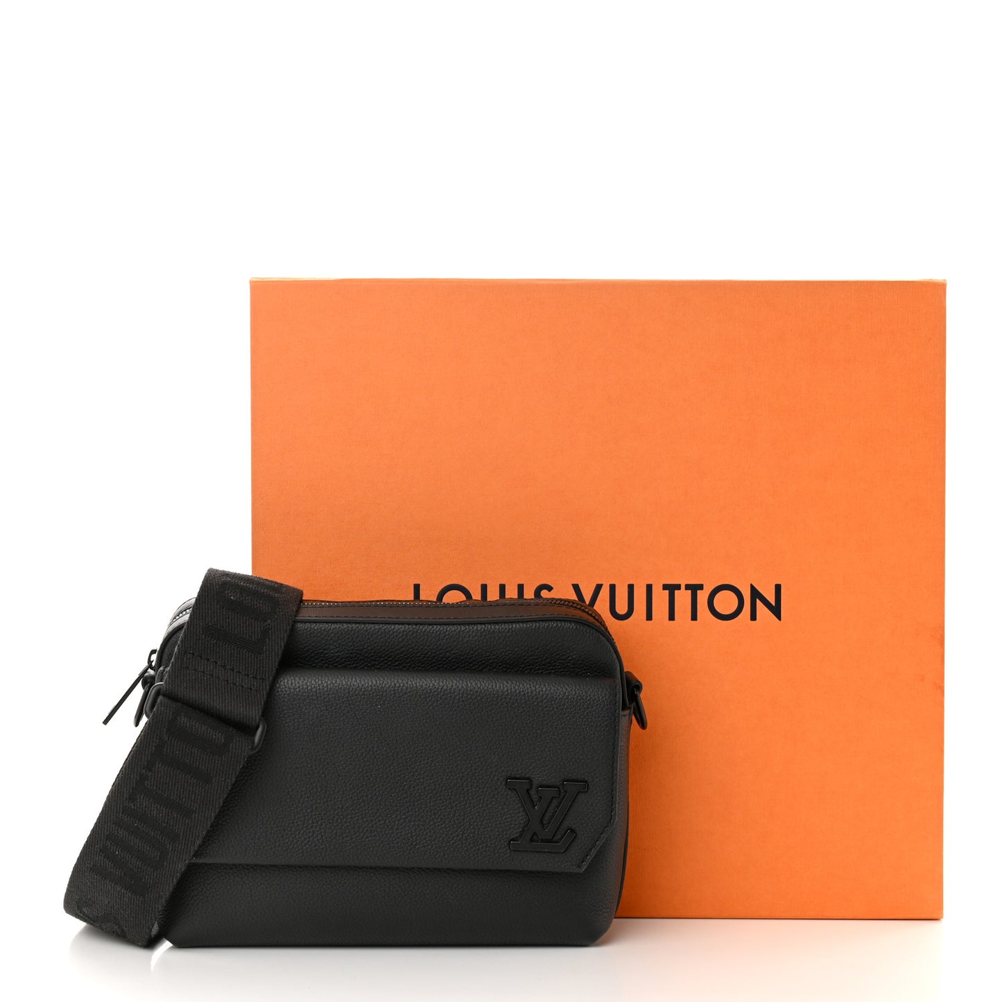 Calfskin Aerogram Fastline Messenger Black