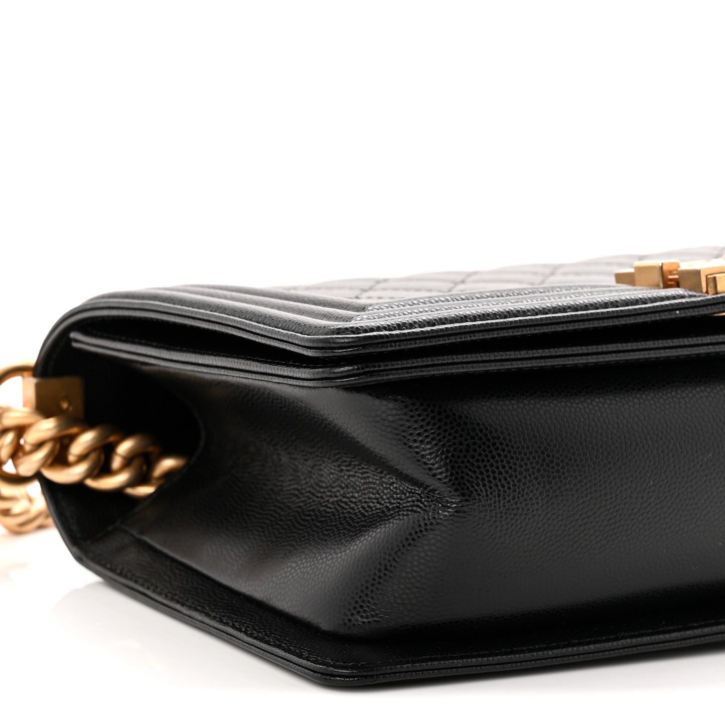 Caviar Quilted Medium Boy Flap Black