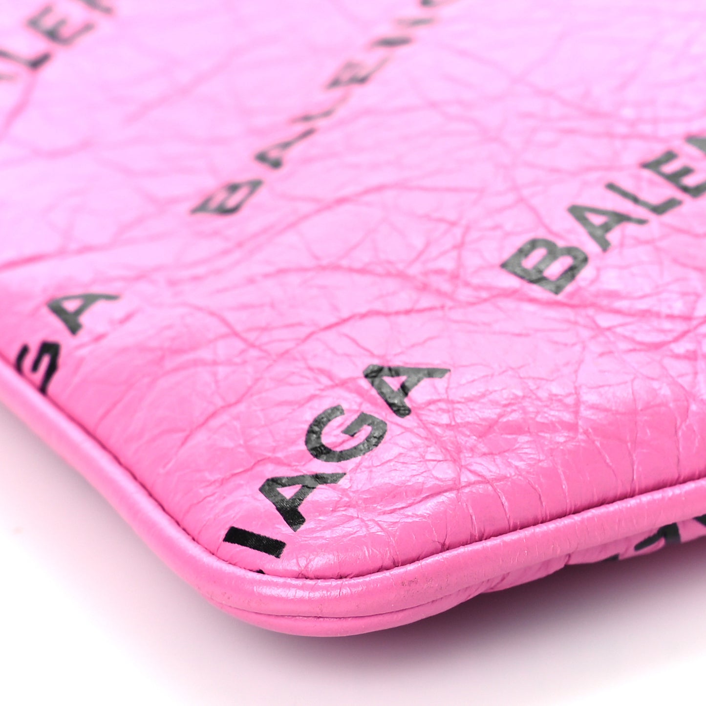 Agneau Arena Allover Logo Pouch Rose Bonbon Black