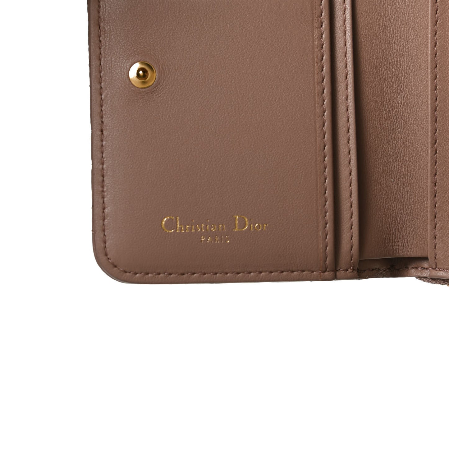 Grained Calfskin Supple Cannage Caro Scarlet Zipped Wallet