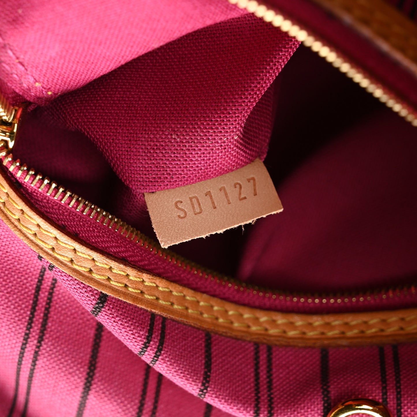 Monogram Delightful MM Pivoine