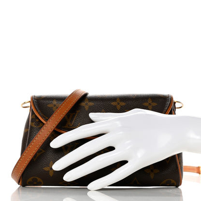Louis Vuitton Monogram Pochette Friendly 2 of 11